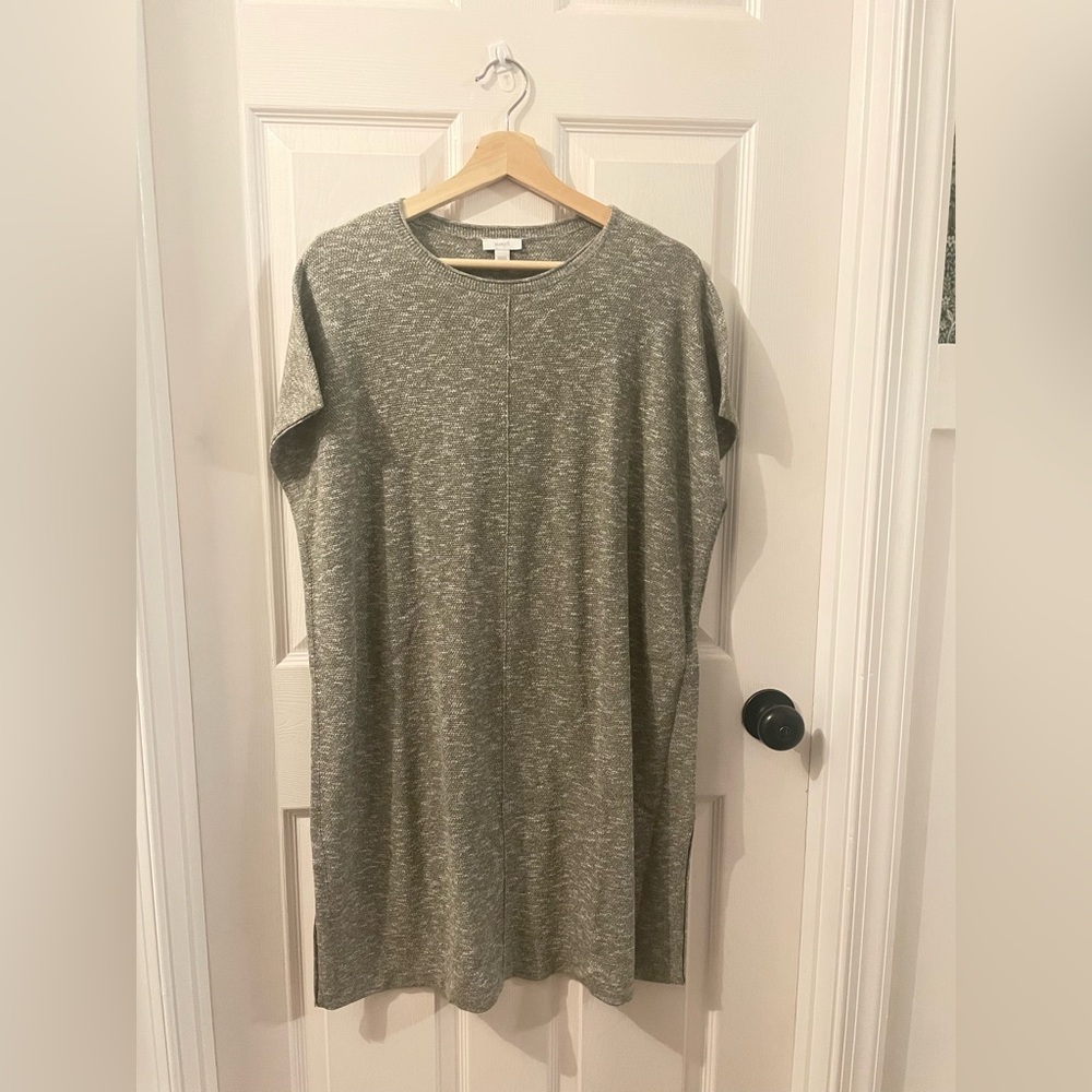 J Jill short sleeve sweater tunic